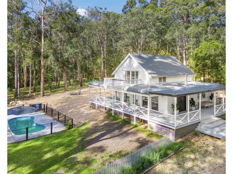18 Kristel Place, Lake Innes NSW 2446