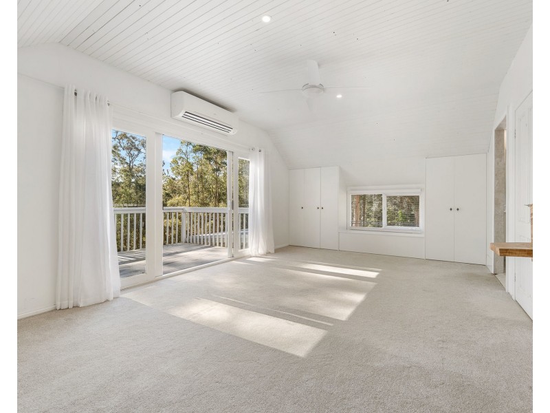 18 Kristel Place, Lake Innes NSW 2446