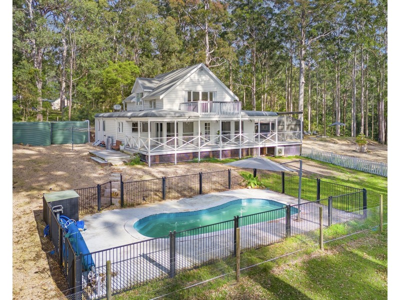 18 Kristel Place, Lake Innes NSW 2446