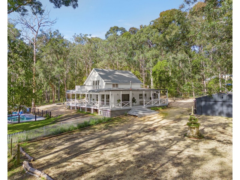 18 Kristel Place, Lake Innes NSW 2446