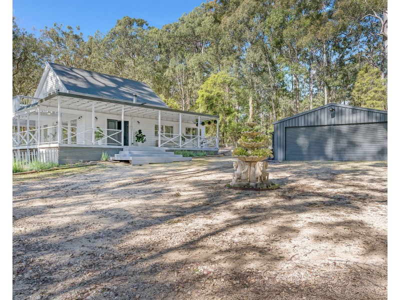 18 Kristel Place, Lake Innes NSW 2446