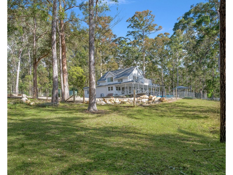 18 Kristel Place, Lake Innes NSW 2446