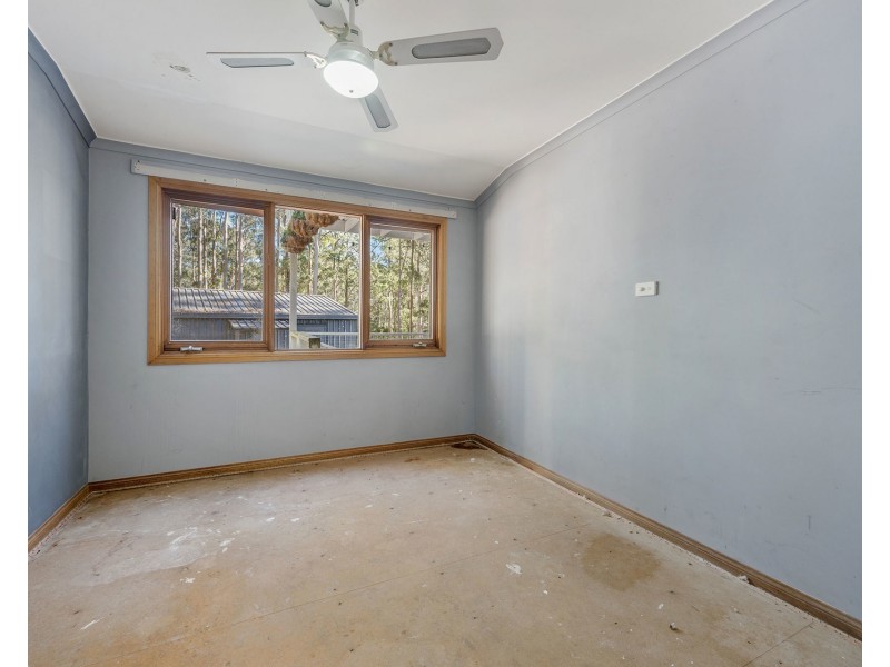 18 Kristel Place, Lake Innes NSW 2446