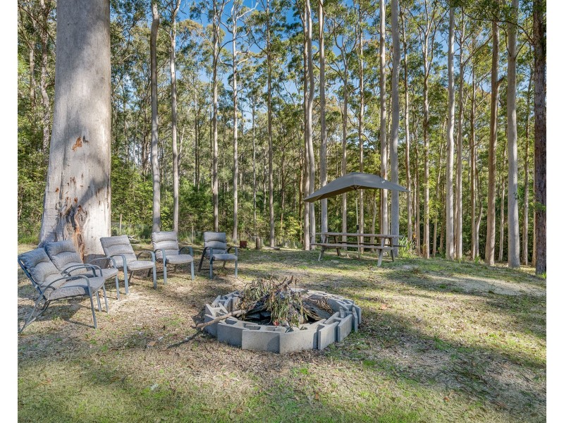 18 Kristel Place, Lake Innes NSW 2446