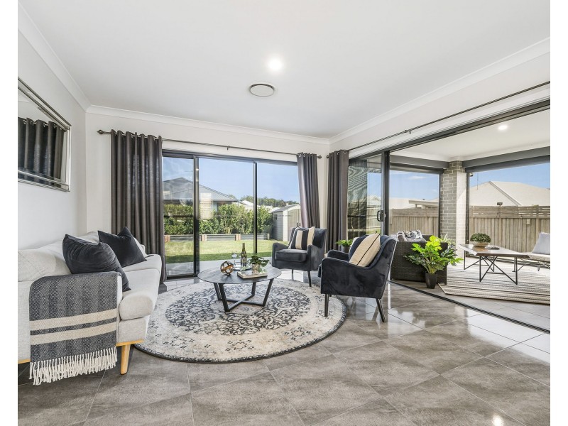 21 Day Circuit, Thrumster NSW 2444