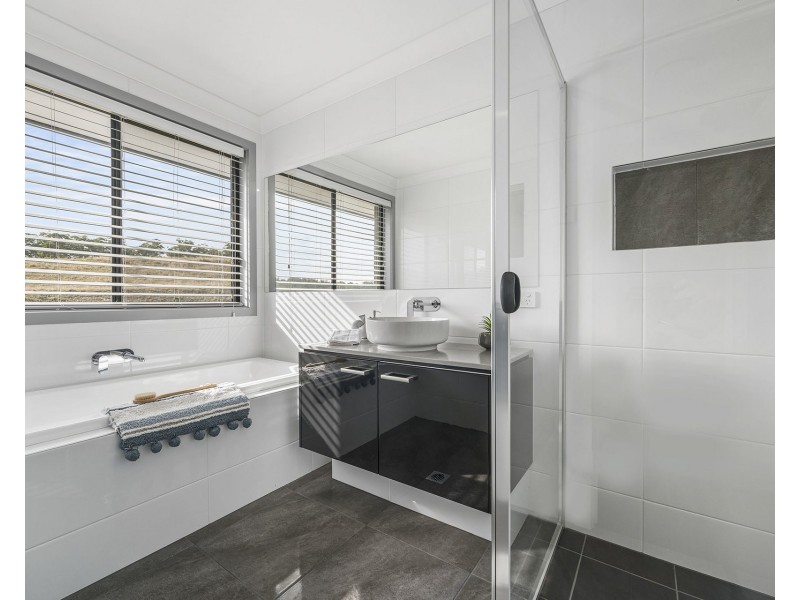 21 Day Circuit, Thrumster NSW 2444