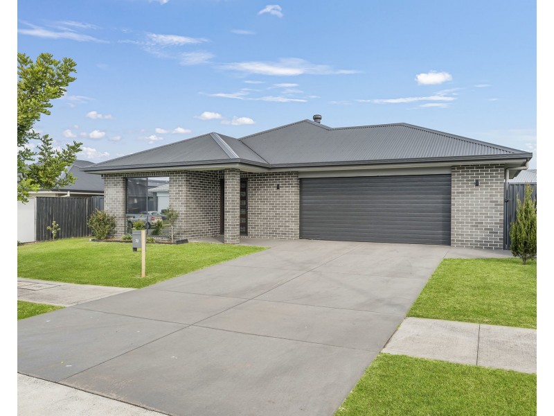 30 Cohen Way, Thrumster NSW 2444