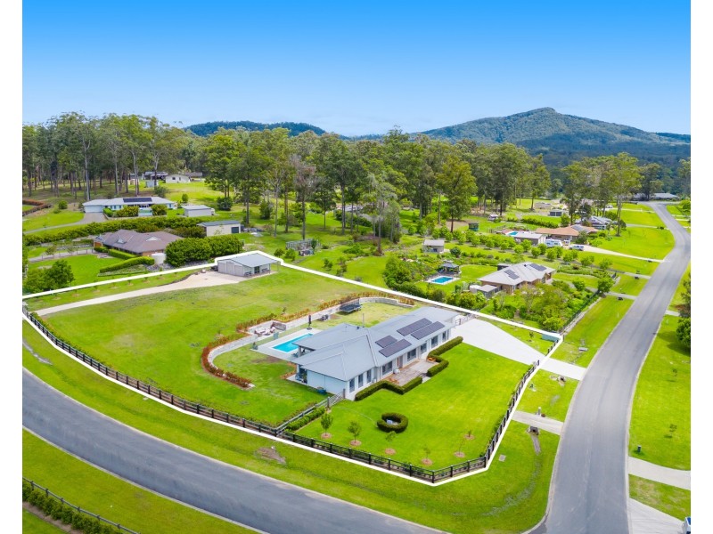 32 Kingaree Place, King Creek NSW 2446