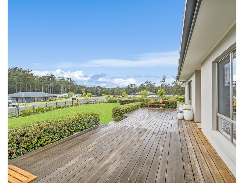 32 Kingaree Place, King Creek NSW 2446
