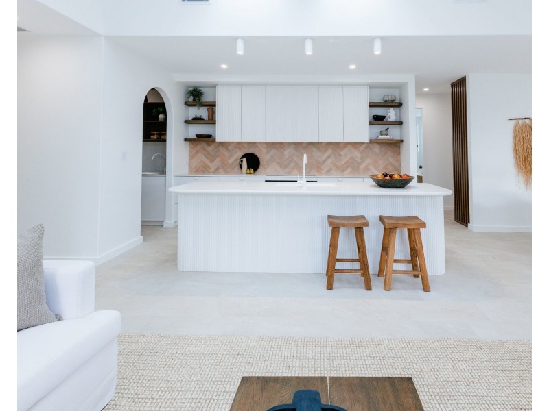 9 Commander Street, Thrumster NSW 2444