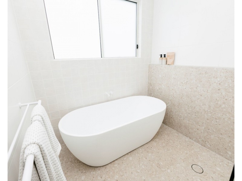 9 Commander Street, Thrumster NSW 2444