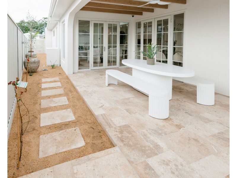 9 Commander Street, Thrumster NSW 2444