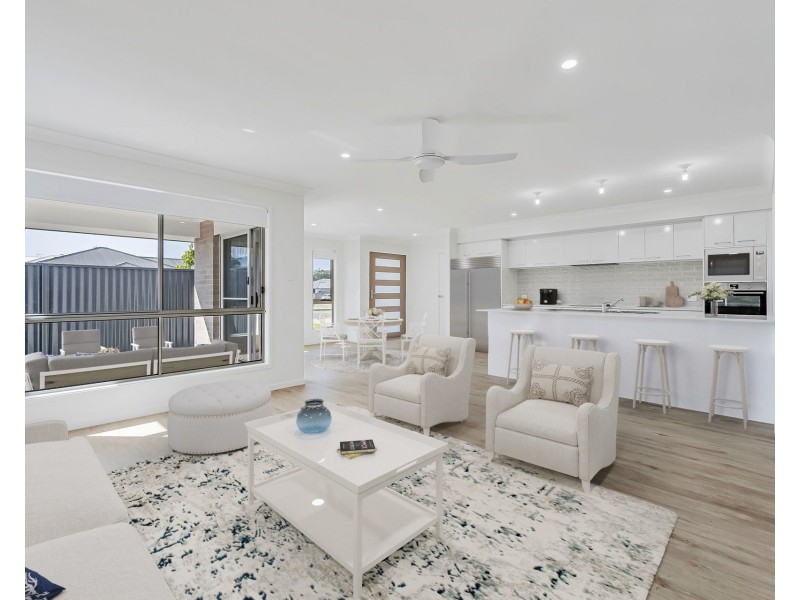 84 Sovereign Drive, Thrumster NSW 2444