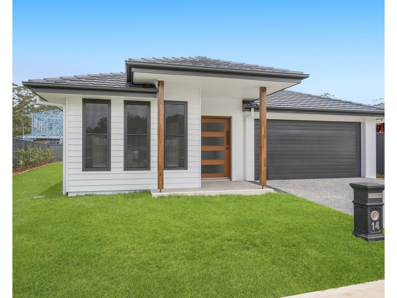 14 Commander Street, Thrumster NSW 2444