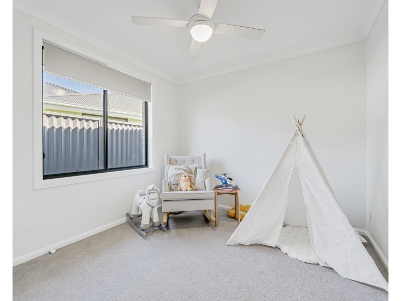 14 Commander Street, Thrumster NSW 2444