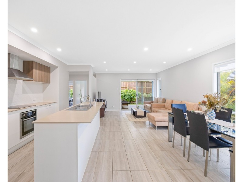 22 Allport Avenue, Thrumster NSW 2444
