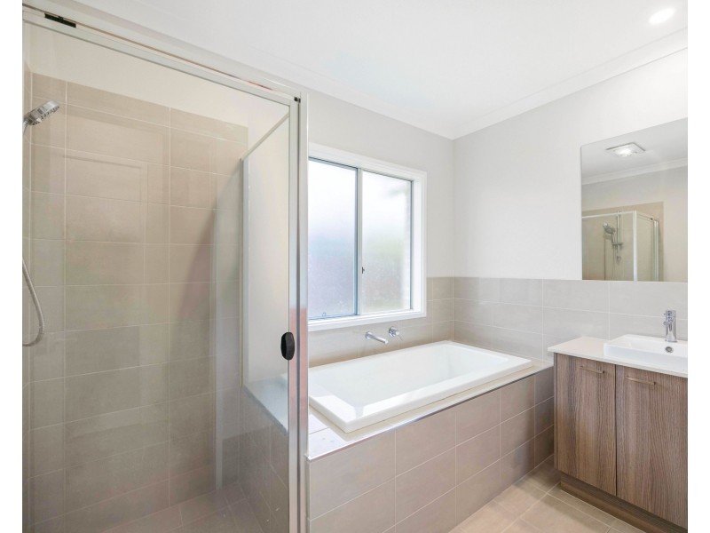 22 Allport Avenue, Thrumster NSW 2444