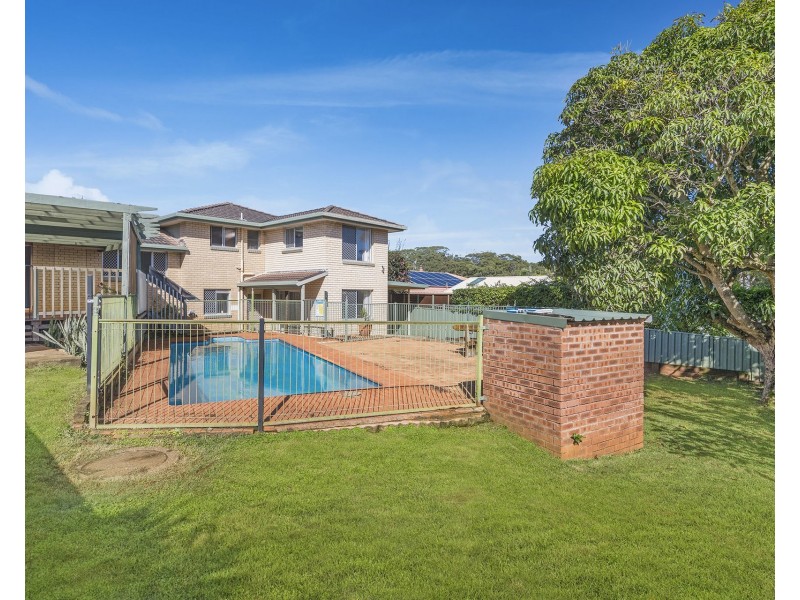6 Teraglin Road, Port Macquarie NSW 2444