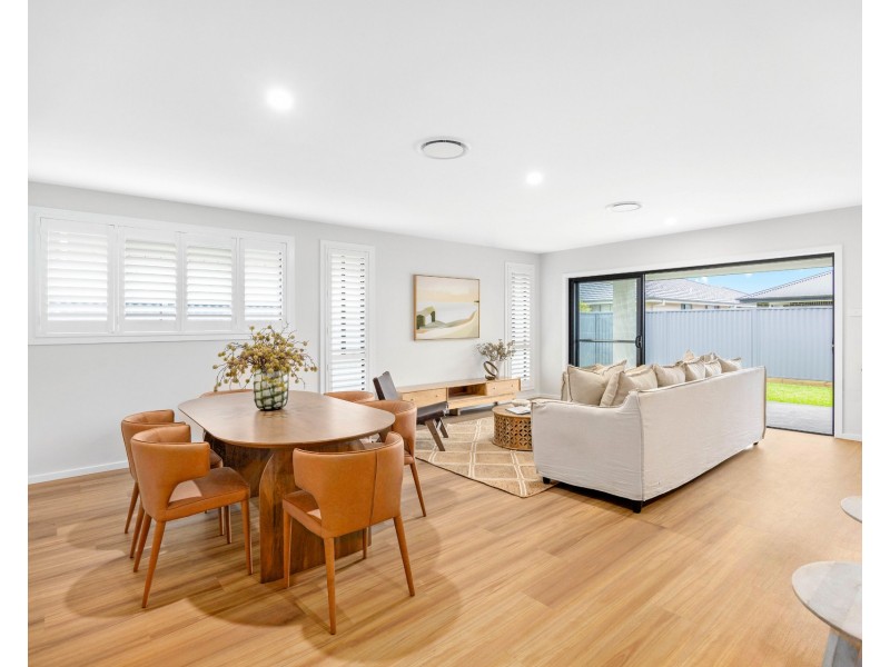 71 Neave Way, Thrumster NSW 2444
