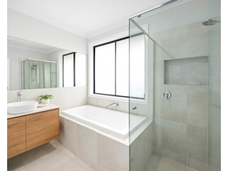 71 Neave Way, Thrumster NSW 2444