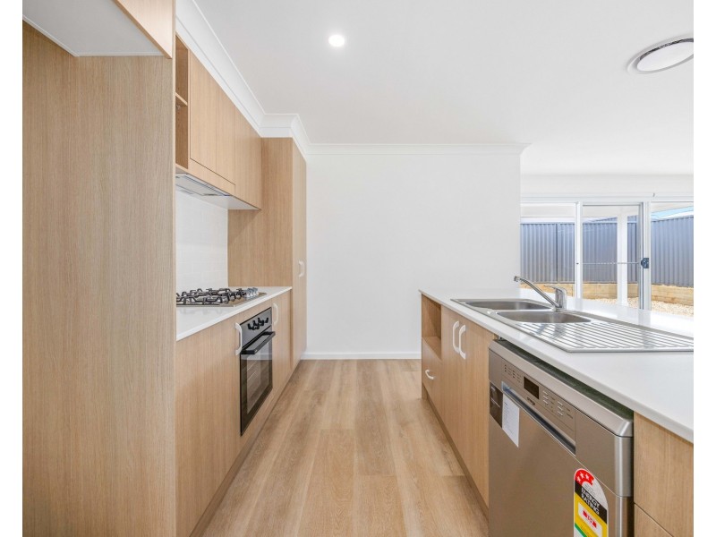 105 Neave Way, Thrumster NSW 2444