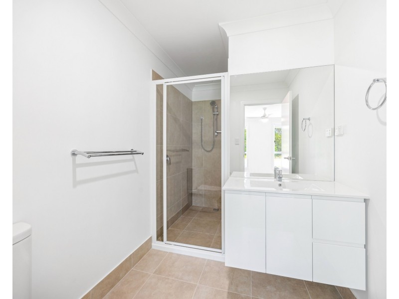 105 Neave Way, Thrumster NSW 2444