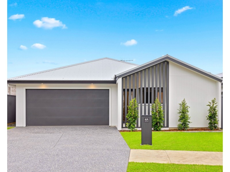 4A Amity Crescent, Thrumster NSW 2444