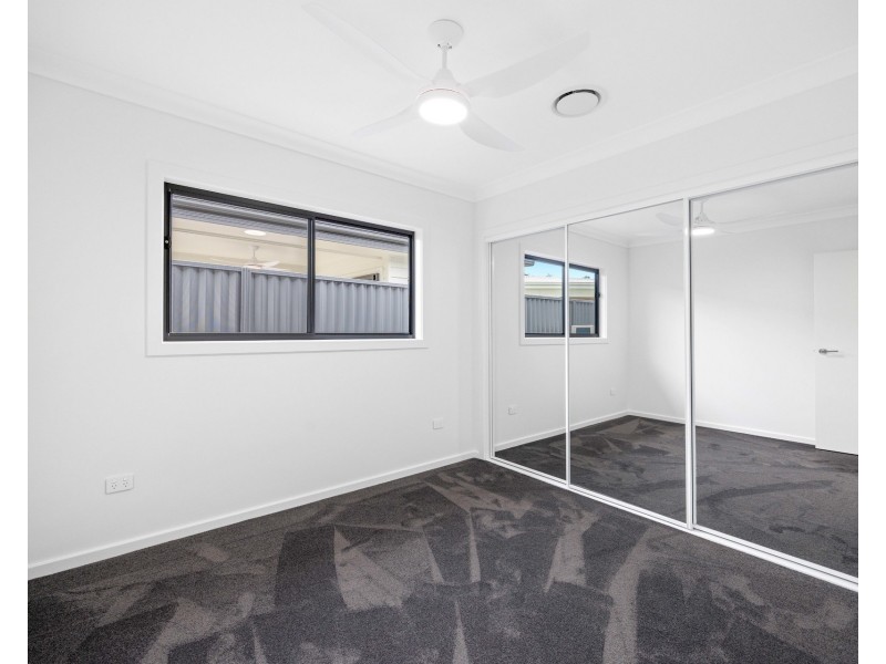 4A Amity Crescent, Thrumster NSW 2444