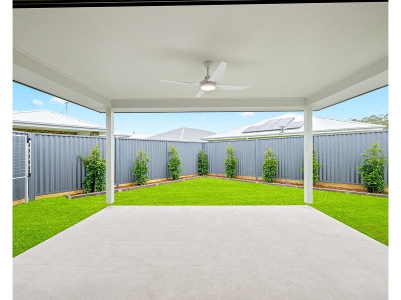 4A Amity Crescent, Thrumster NSW 2444