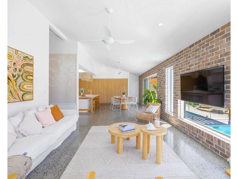 2 York Street, Thrumster NSW 2444