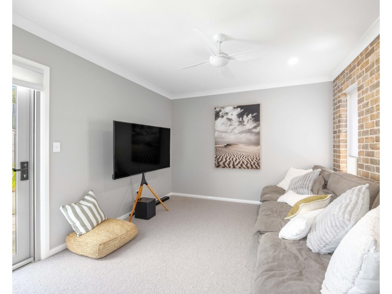 2 York Street, Thrumster NSW 2444