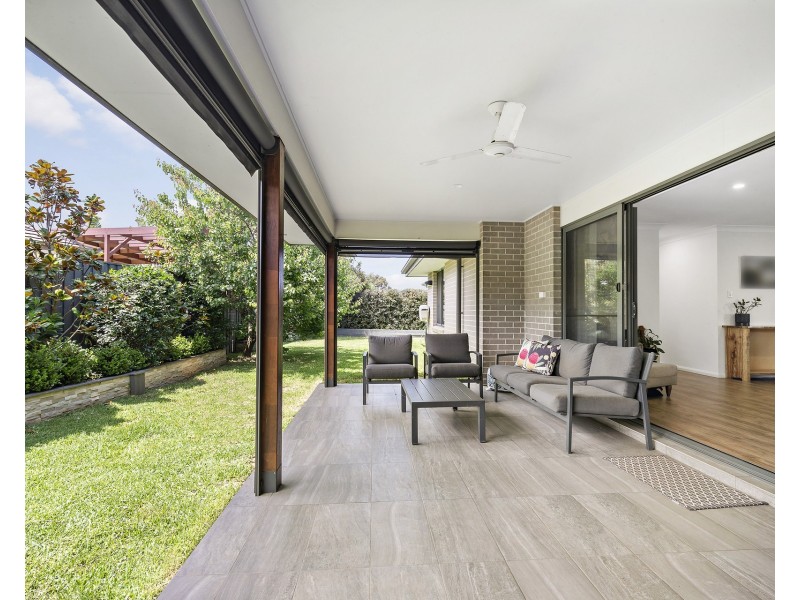 8 Cohen Way, Thrumster NSW 2444