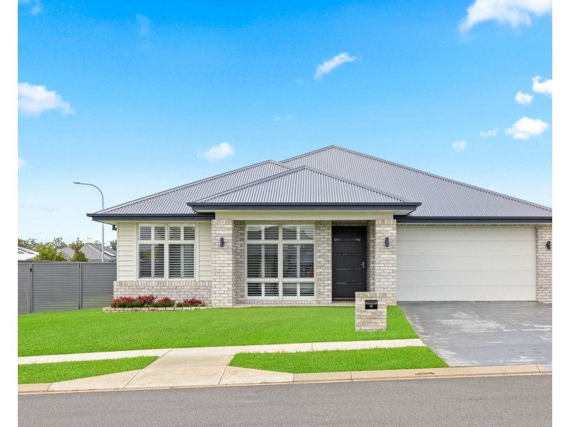 12 Wells Avenue, Thrumster NSW 2444
