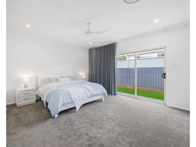 12 Wells Avenue, Thrumster NSW 2444