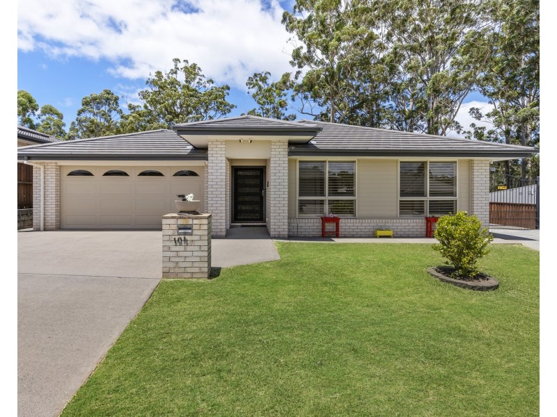 104 Capital Drive, Thrumster NSW 2444