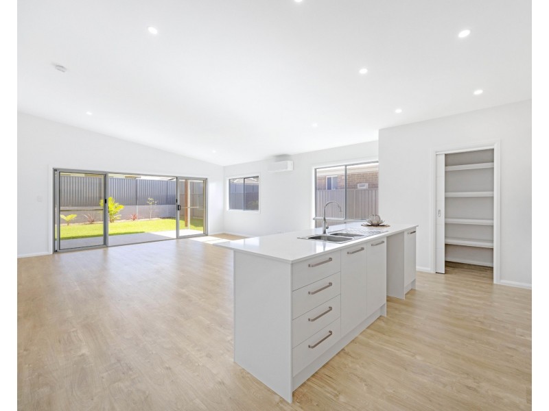 49 Commander Street, Thrumster NSW 2444
