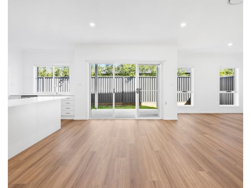 2 Barley Avenue, Thrumster NSW 2444