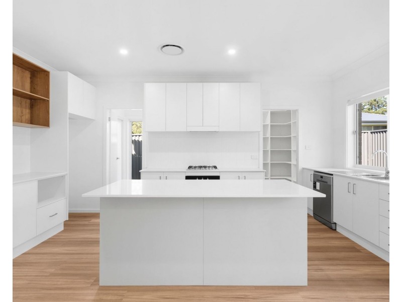 2 Barley Avenue, Thrumster NSW 2444