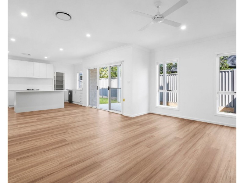 2 Barley Avenue, Thrumster NSW 2444