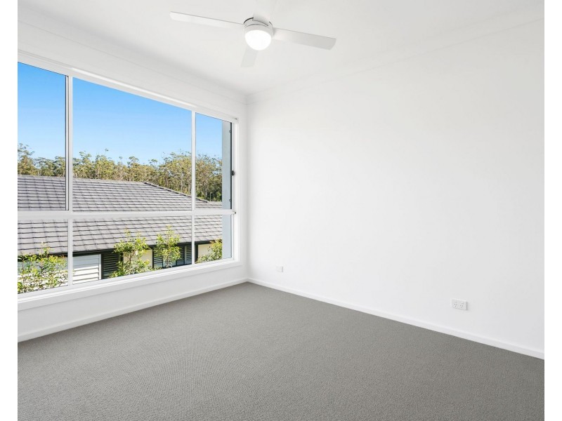 2 Barley Avenue, Thrumster NSW 2444
