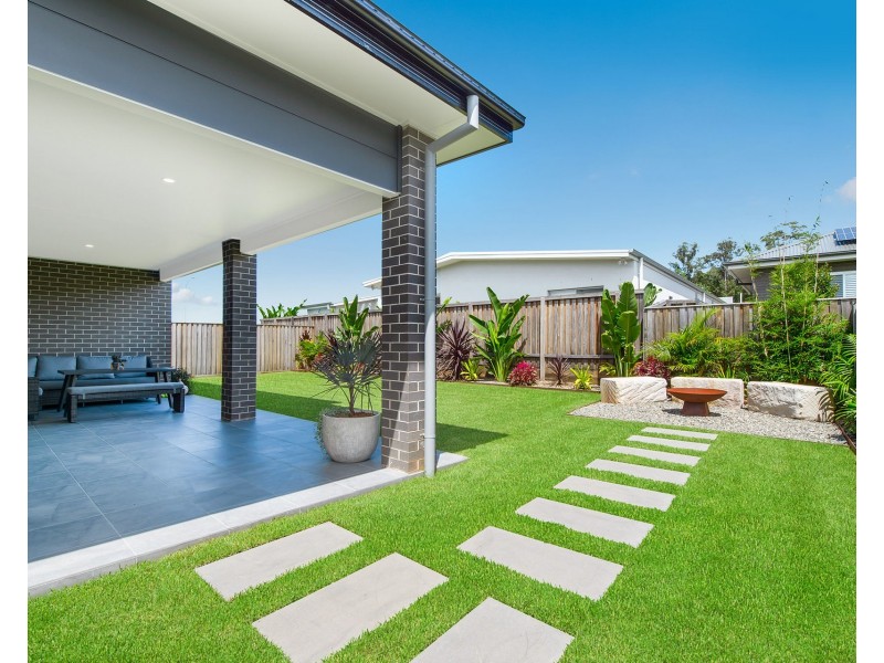 30 Sovereign Drive, Thrumster NSW 2444