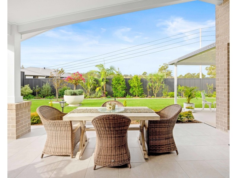 9 Lamonnerie Way, Thrumster NSW 2444