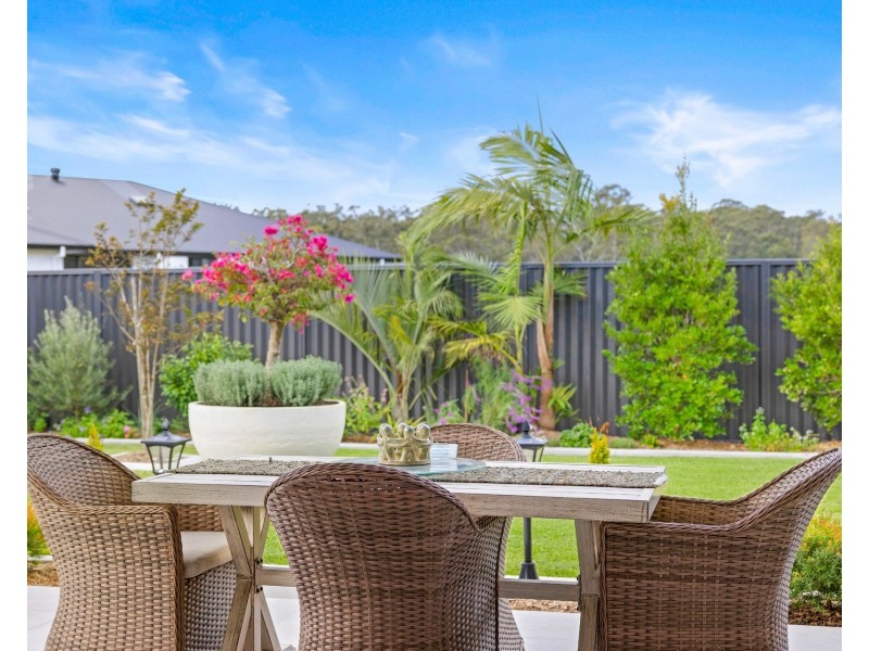 9 Lamonnerie Way, Thrumster NSW 2444