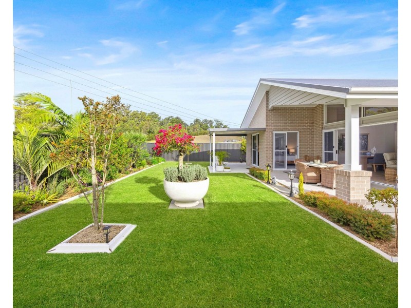 9 Lamonnerie Way, Thrumster NSW 2444