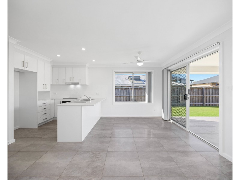 34 Cohen Way, Thrumster NSW 2444