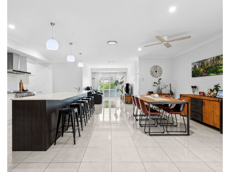 29 Diploma Drive, Thrumster NSW 2444