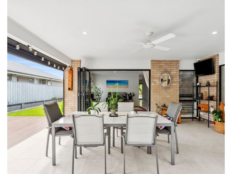 29 Diploma Drive, Thrumster NSW 2444