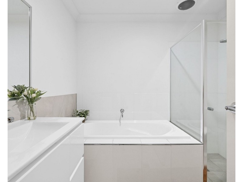 1/12 Boltwood Way, Thrumster NSW 2444