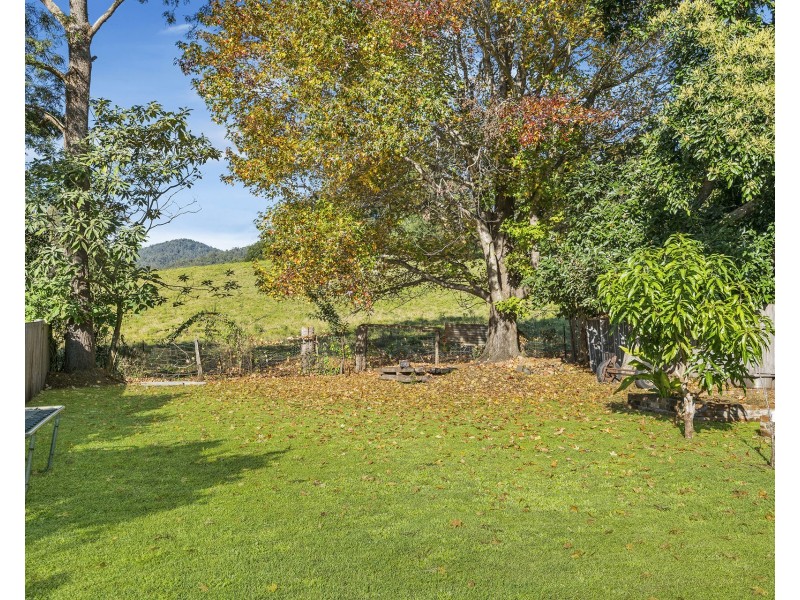 5017 Oxley Highway, Long Flat NSW 2446