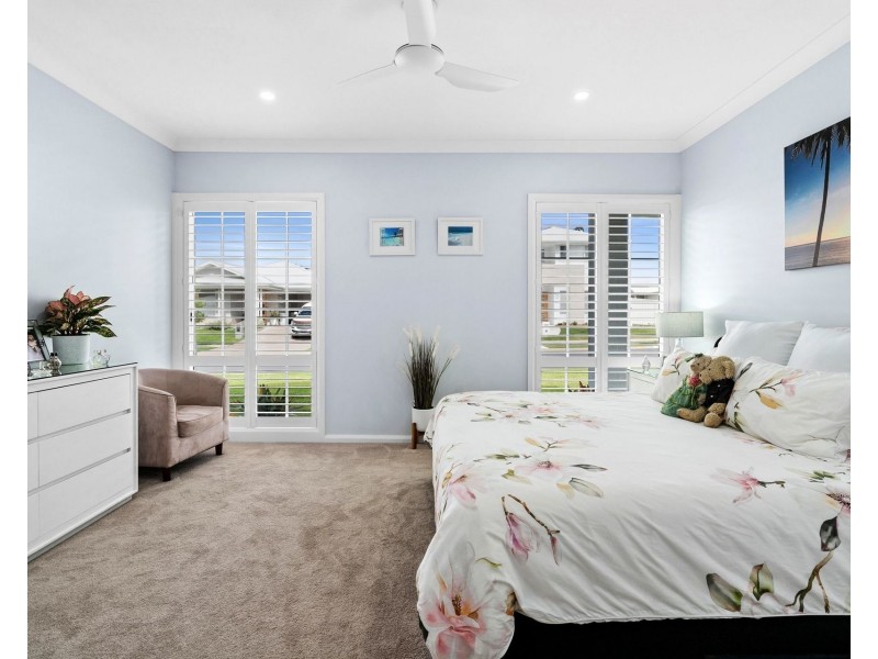 21 Wells Avenue, Thrumster NSW 2444